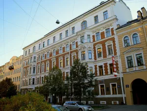 Собственный дом архитектора Л. Н. Бенуа