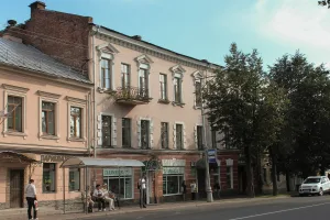 Дом М.И. Соловьевой с магазином