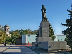 Памятник Ленину в Керчи