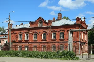 Школа с Никольской церковью Владимирской исправительной колонии