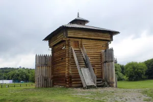 Башня острога из г. Братска (Нагатинский Затон)