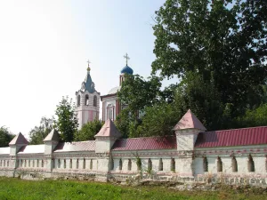 Ограда с воротами (Эдемское)