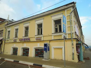 Здание подворья монастыря Флорищева пустынь