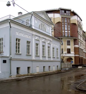 1-й Кадашёвский переулок 14/13 стр. 1