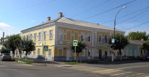 Дом Зыбцева с лавкой