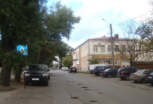Коммунальная площадь