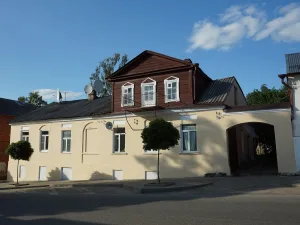 Жилые совмещённые дома