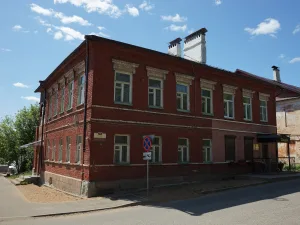 Здание железнодорожного училища