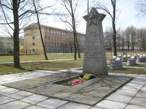 Могила А.Т. Севастьянова (1917-1942), Героя Советского Союза