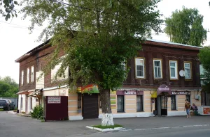 Дом купца Мяздрикова с палаткой