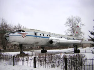 Самолёт (памятник в Ишимбае)
