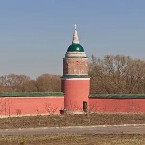 Восточная часовая башня № 3 (малая)