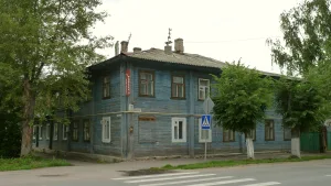 Дом Суздальцева