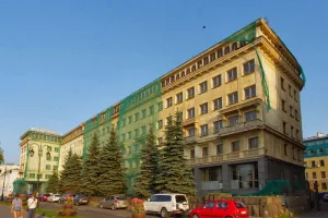 Здание гостиницы «Россия»