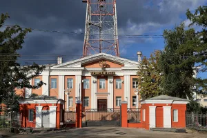 Здание телецентра с проходной