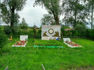 Братская могила воинов, погибших в годы Великой Отечественной войны