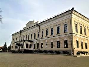 Архиерейский дом
