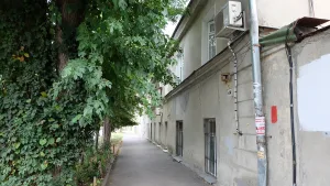 Второй дом Лакиеров