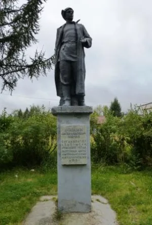 Памятник В. А. Минину