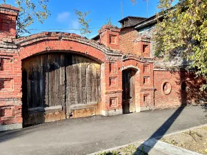 Усадьба Ефимовых: ограда, ворота