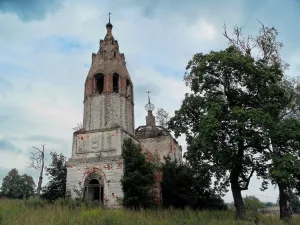 Покровская церковь (Брюхово)