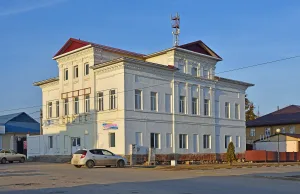 Кирпичный жилой дом