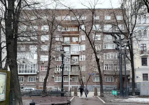 Жилой дом РЖСКТ «Образцово-показательное строительство»