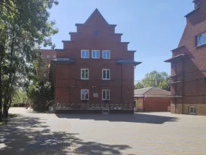 Здание школы