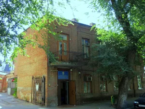 Особняк